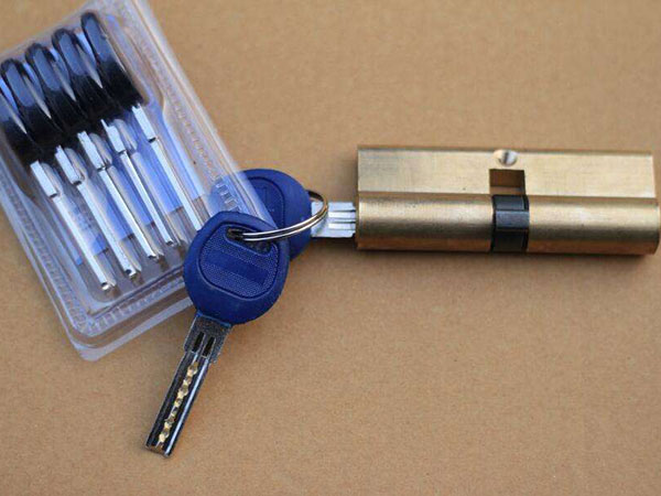 海口開鎖電話(開保險柜汽車鎖)