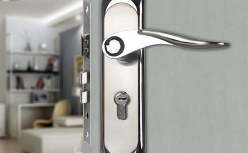 嘉峪關(guān)開鎖(開鎖公司24小時(shí)上門服務(wù))